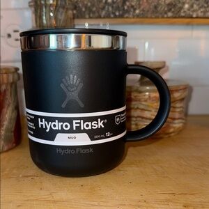 Hydro Flask Black Insulated 12oz Mug with Handle